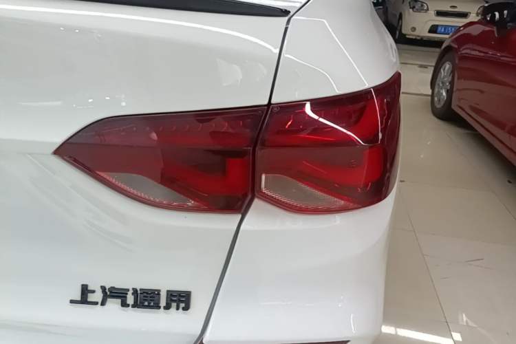 Used Chevrolet Monza 2019 Redline 320T Dual-Clutch Sporty Version China VI Standard Right Rear Taillight