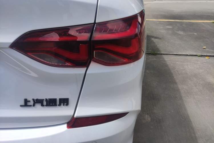Used Chevrolet Monza 2019 Redline 320T Dual-Clutch Sporty Version China VI Standard Right Rear Taillight