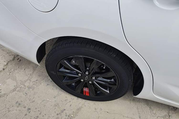 Used Chevrolet Monza 2019 Redline 320T Dual-Clutch Sporty Version China VI Standard Right Rear Wheel Hub