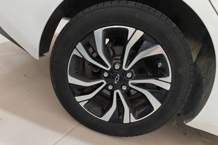 Used Chevrolet Monza 2019 RS 330T Automatic Comfort Edition China VI Standard Right Rear Wheel Hub