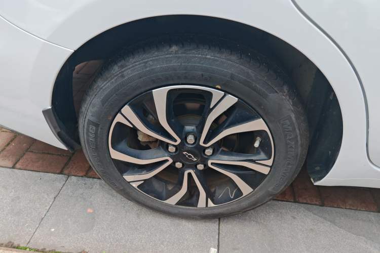 Used Chevrolet Monza 2019 RS 330T Automatic Comfort Edition China VI Standard Right Rear Wheel Hub