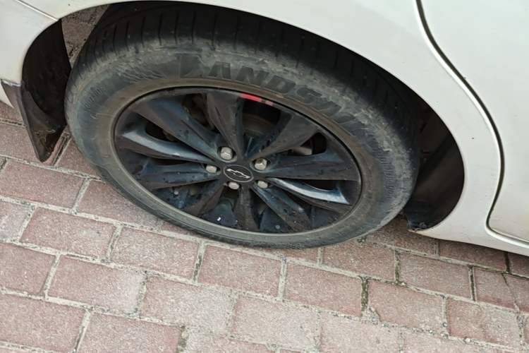 Used Chevrolet Monza 2019 Redline 320T Dual-Clutch Joyful Edition China VI Standard Right Rear Wheel Hub