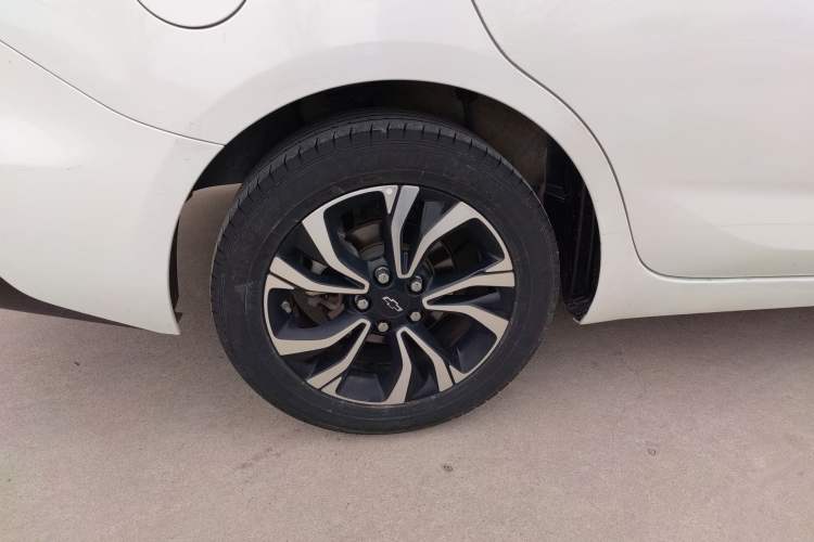 Used Chevrolet Monza 2019 RS 330T Automatic Comfort Edition China VI Standard Right Rear Wheel Hub