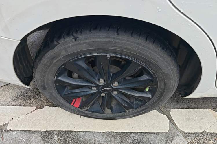 Used Chevrolet Monza 2019 Redline 320T Dual-Clutch Sporty Version China VI Standard Right Rear Wheel Hub