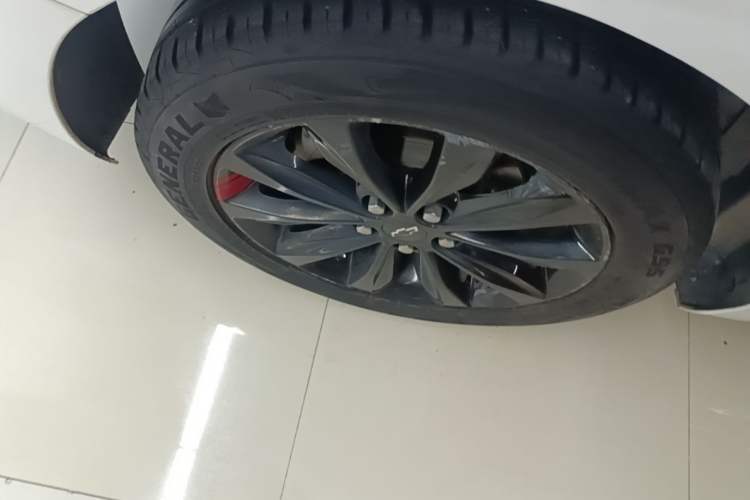 Used Chevrolet Monza 2019 Redline 320T Dual-Clutch Sporty Version China VI Standard Right Rear Wheel Hub