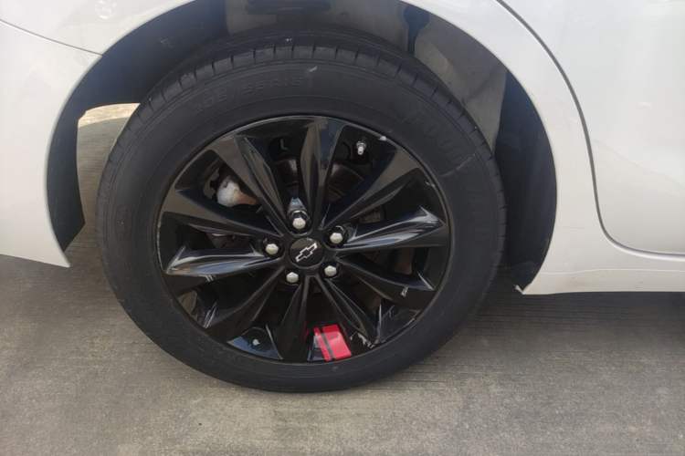 Used Chevrolet Monza 2019 Redline 320T Dual-Clutch Sporty Version China VI Standard Right Rear Wheel Hub