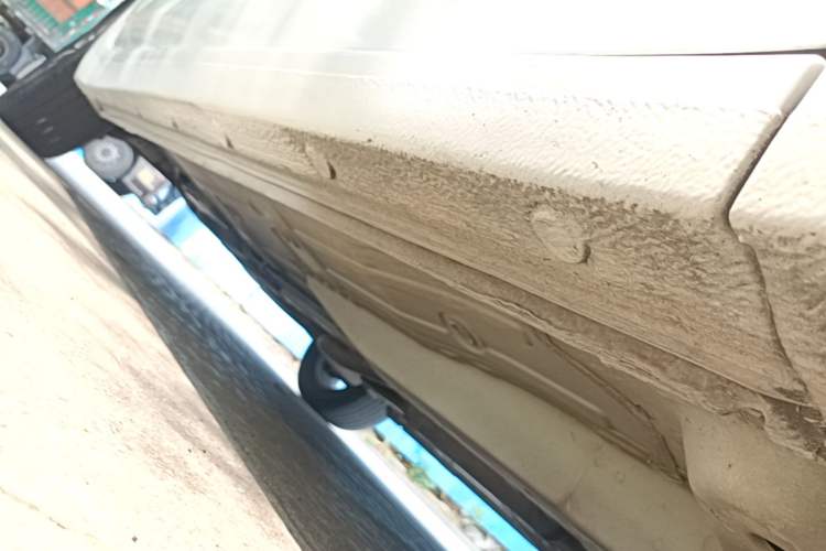 Used Chevrolet Monza 2019 RS 330T Automatic Comfort Edition China VI Standard Right Side Sill