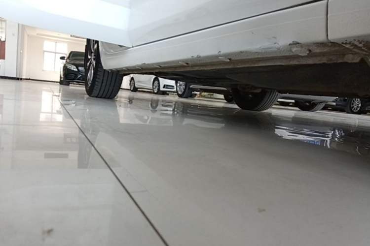 Used Chevrolet Monza 2019 RS 330T Automatic Comfort Edition China VI Standard Right Side Sill