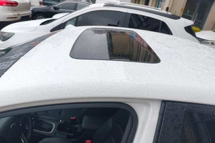 Used Chevrolet Monza 2019 RS 330T Automatic Comfort Edition China VI Standard Roof