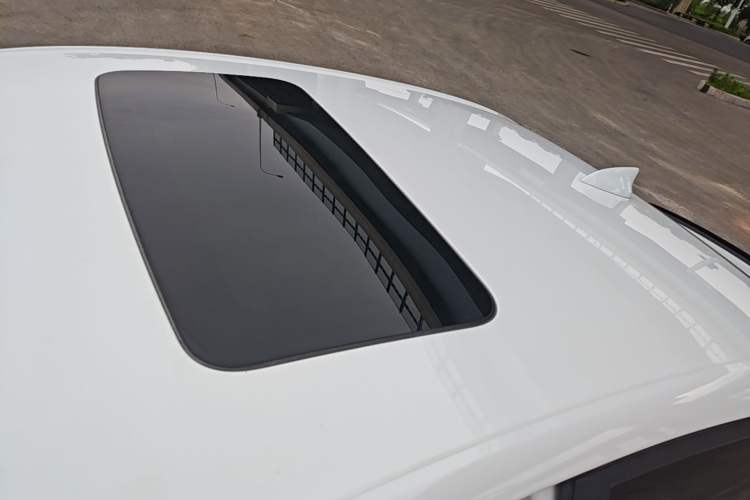 Used Chevrolet Monza 2019 RS 330T Automatic Comfort Edition China VI Standard Roof