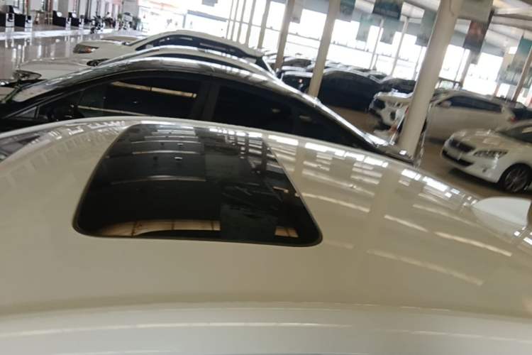 Used Chevrolet Monza 2019 RS 330T Automatic Comfort Edition China VI Standard Roof