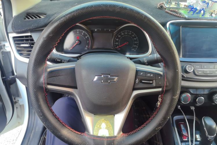 Used Chevrolet Monza 2019 Redline 320T Dual-Clutch Joyful Edition China VI Standard Steering Wheel
