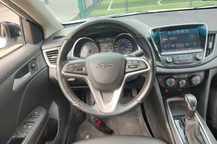 Used Chevrolet Monza 2019 Redline 320T Dual-Clutch Sporty Version China VI Standard Steering Wheel