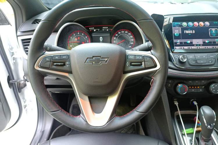 Used Chevrolet Monza 2019 RS 330T Automatic Comfort Edition China VI Standard Steering Wheel