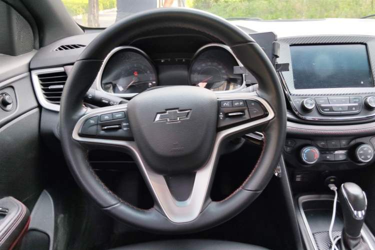 Used Chevrolet Monza 2019 RS 330T Automatic Comfort Edition China VI Standard Steering Wheel