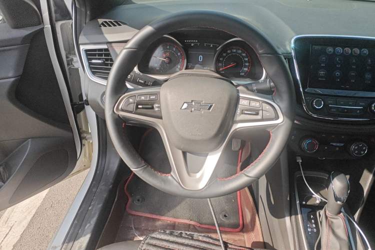 Used Chevrolet Monza 2019 RS 330T Automatic Comfort Edition China VI Standard Steering Wheel