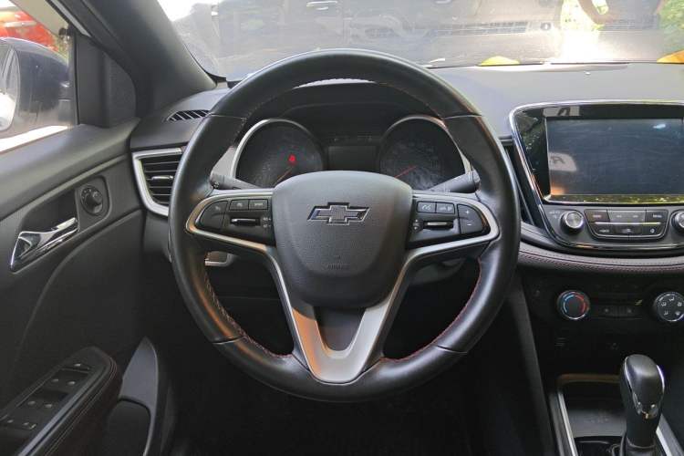 Used Chevrolet Monza 2019 RS 330T Automatic Comfort Edition China VI Standard Steering Wheel