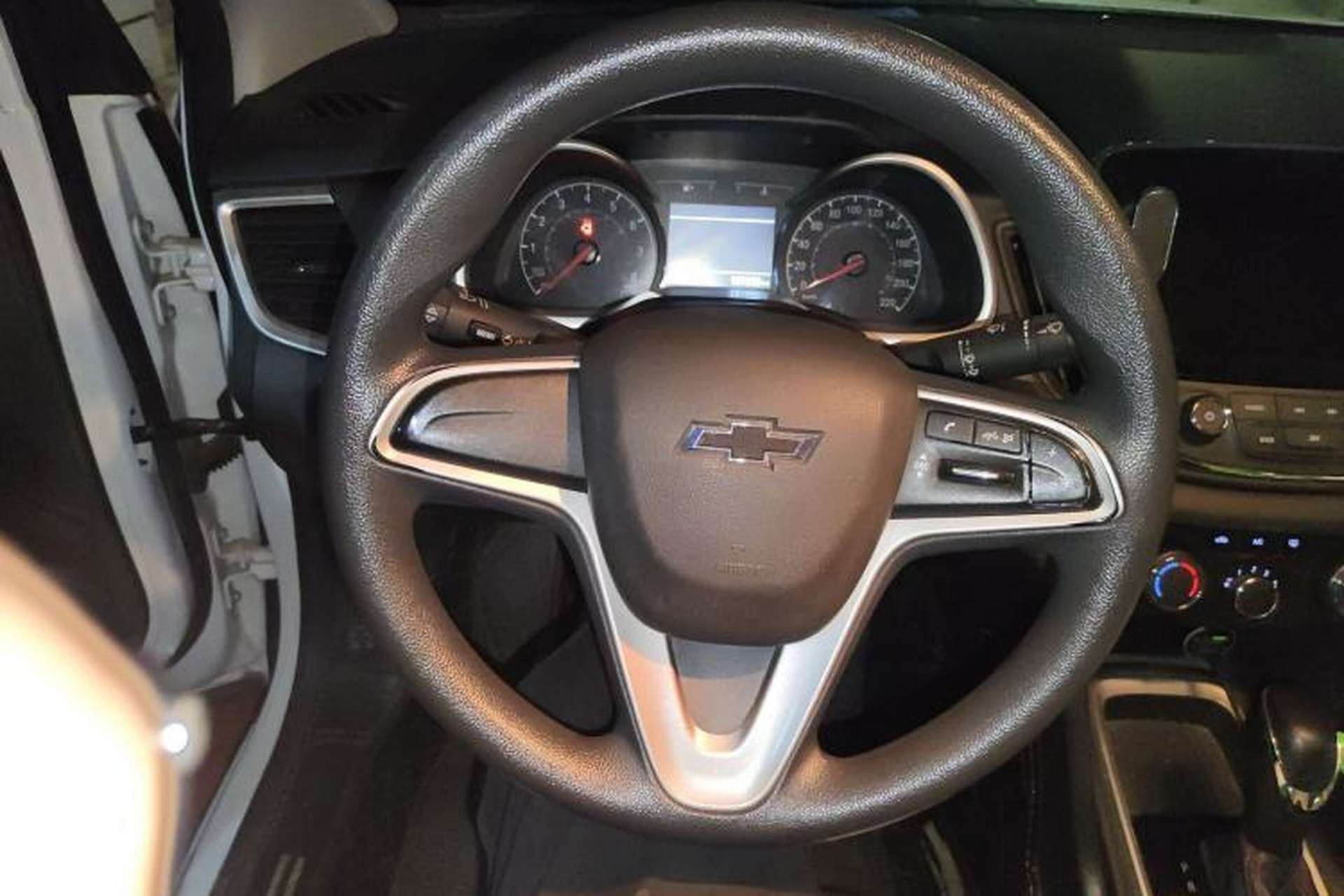 Used Chevrolet Monza 2019 Redline 320T Dual-Clutch Joyful Edition China VI Standard Steering Wheel