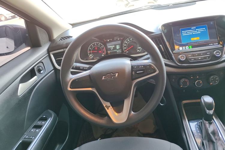 Used Chevrolet Monza 2019 Redline 320T Dual-Clutch Joyful Edition China VI Standard Steering Wheel