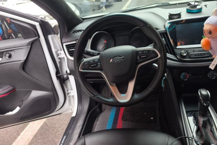 Used Chevrolet Monza 2019 RS 330T Automatic Comfort Edition China VI Standard Steering Wheel