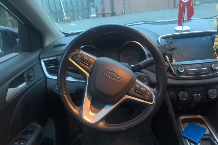 Used Chevrolet Monza 2019 Redline 320T Dual-Clutch Sporty Version China VI Standard Steering Wheel