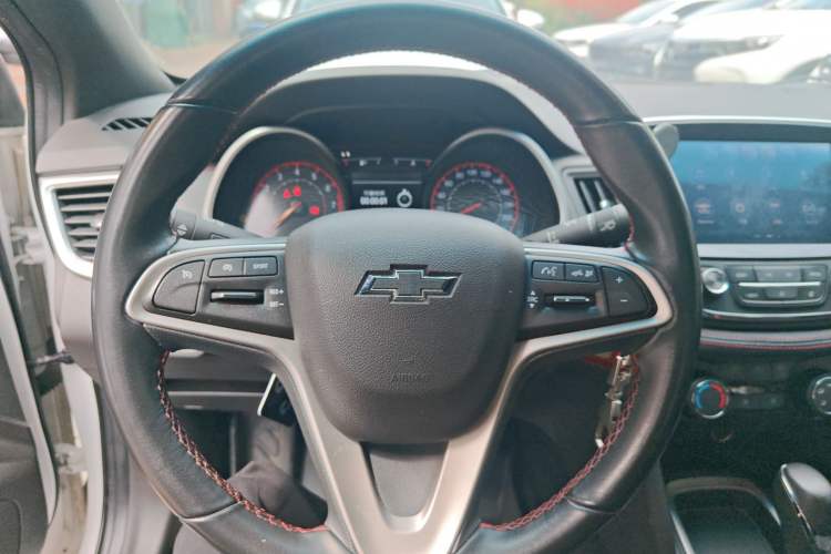 Used Chevrolet Monza 2019 RS 330T Automatic Comfort Edition China VI Standard Steering Wheel