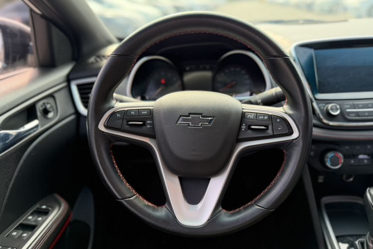 Used Chevrolet Monza 2019 RS 330T Automatic Comfort Edition China VI Standard Steering Wheel