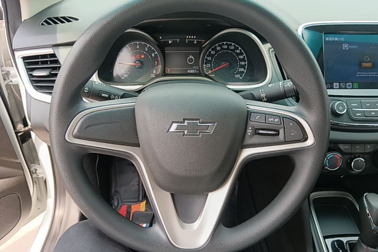 Used Chevrolet Monza 2019 Redline 320T Dual-Clutch Joyful Edition China VI Standard Steering Wheel
