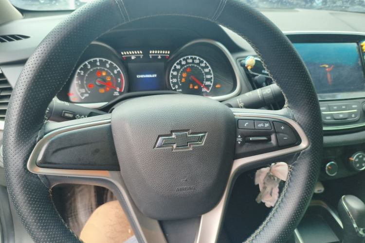 Used Chevrolet Monza 2019 Redline 320T Dual-Clutch Joyful Edition China VI Standard Steering Wheel
