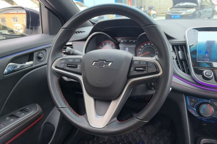 Used Chevrolet Monza 2019 RS 330T Automatic Comfort Edition China VI Standard Steering Wheel