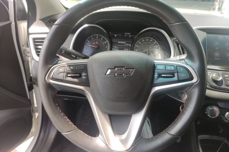 Used Chevrolet Monza 2019 Redline 320T Dual-Clutch Sporty Version China VI Standard Steering Wheel
