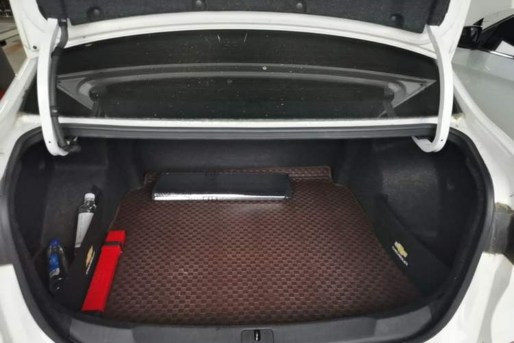 Used Chevrolet Monza 2019 RS 330T Automatic Comfort Edition China VI Standard Trunk