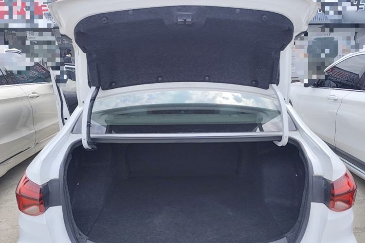 Used Chevrolet Monza 2019 Redline 320T Dual-Clutch Sporty Version China VI Standard Trunk