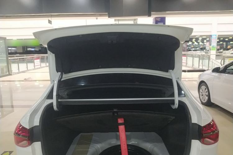 Used Chevrolet Monza 2019 RS 330T Automatic Comfort Edition China VI Standard Trunk