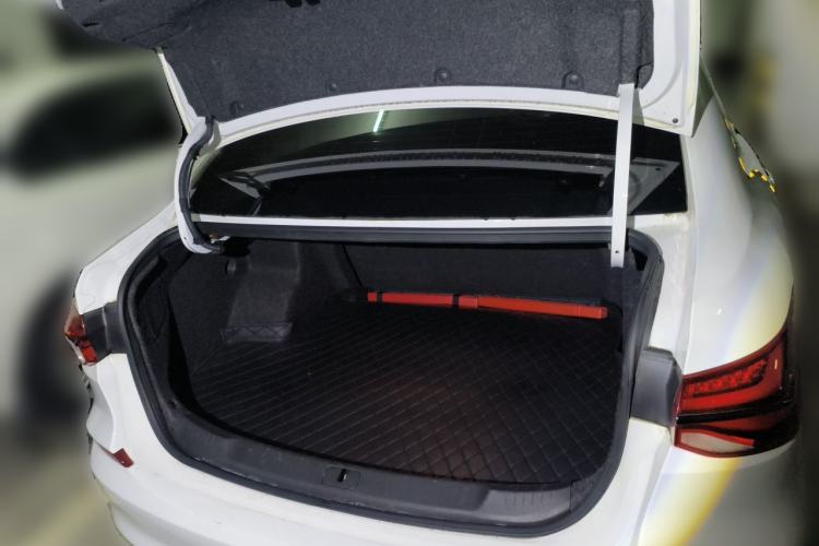 Used Chevrolet Monza 2019 RS 330T Automatic Comfort Edition China VI Standard Trunk