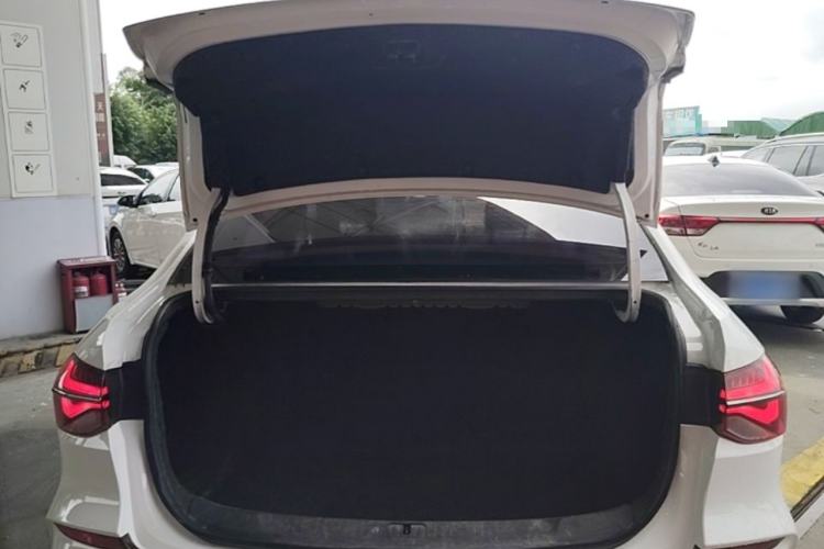 Used Chevrolet Monza 2019 RS 330T Automatic Comfort Edition China VI Standard Trunk