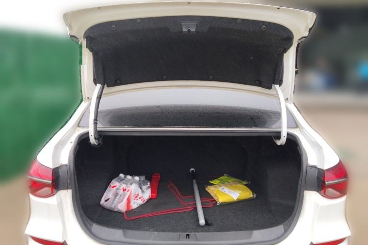 Used Chevrolet Monza 2019 RS 330T Automatic Comfort Edition China VI Standard Trunk