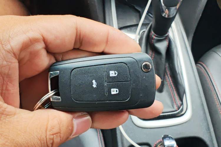 Used Chevrolet Monza 2019 RS 330T Automatic Comfort Edition China VI Standard Vehicle Key