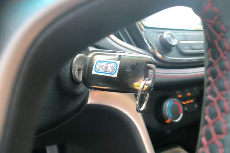 Used Chevrolet Monza 2019 RS 330T Automatic Comfort Edition China VI Standard Vehicle Key