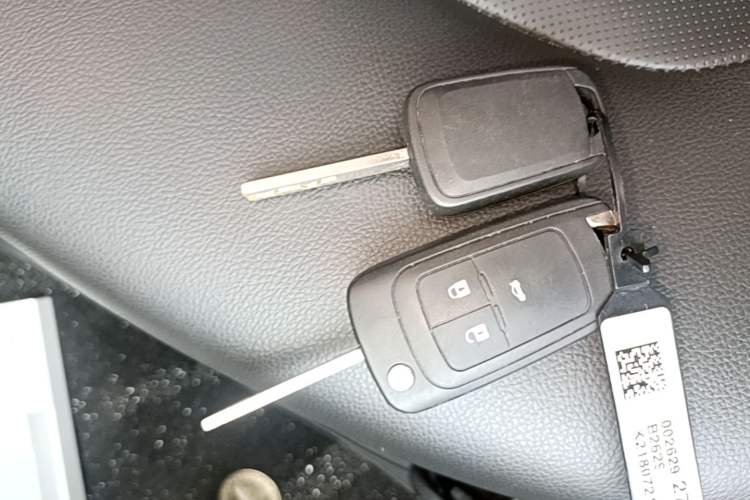 Used Chevrolet Monza 2019 RS 330T Automatic Comfort Edition China VI Standard Vehicle Key