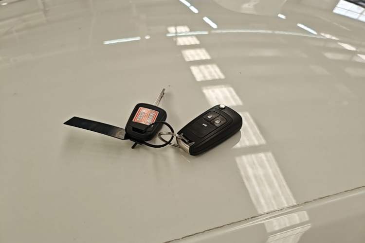 Used Chevrolet Monza 2019 RS 330T Automatic Comfort Edition China VI Standard Vehicle Key