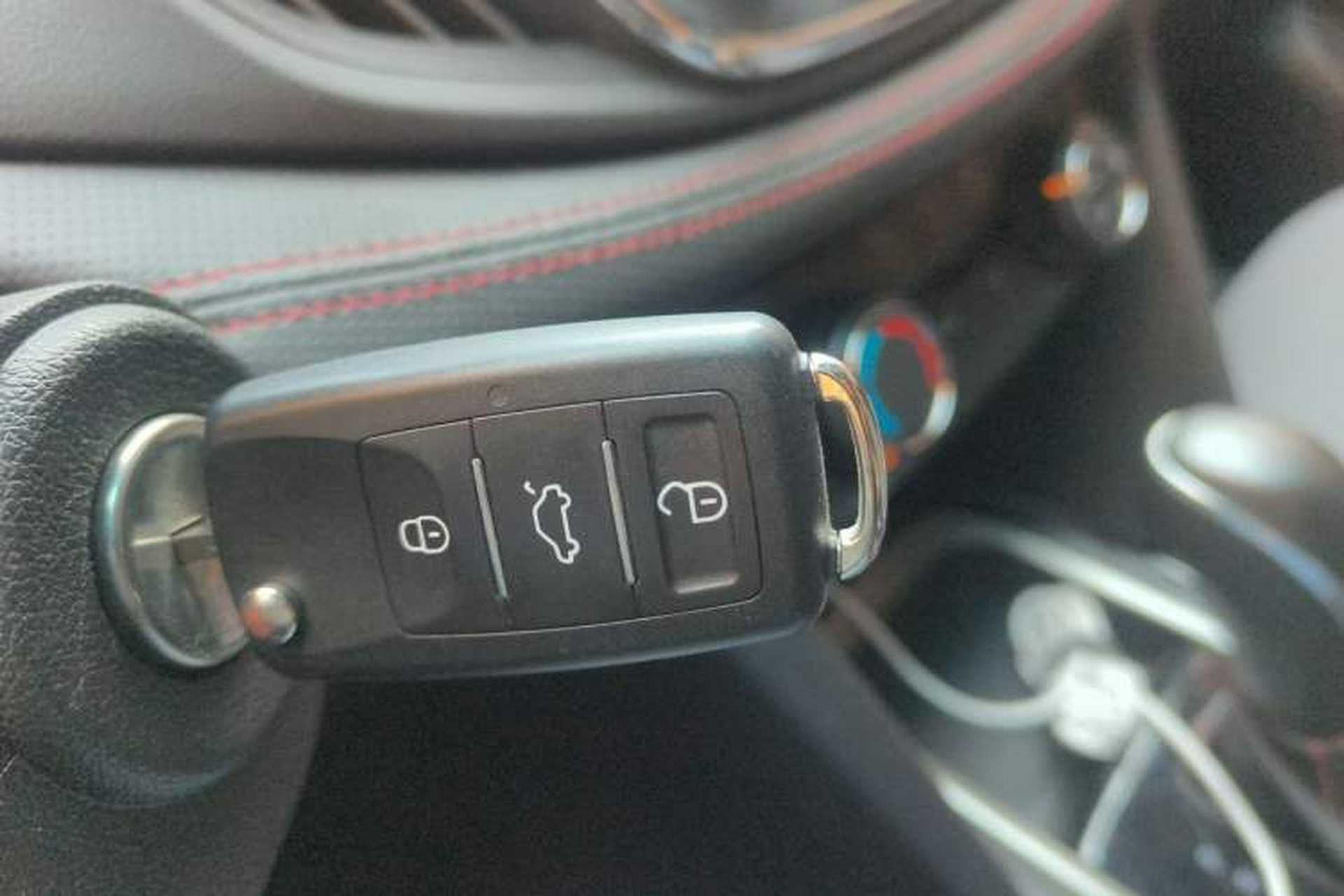 Used Chevrolet Monza 2019 RS 330T Automatic Sporty Edition China VI Standard Vehicle Key