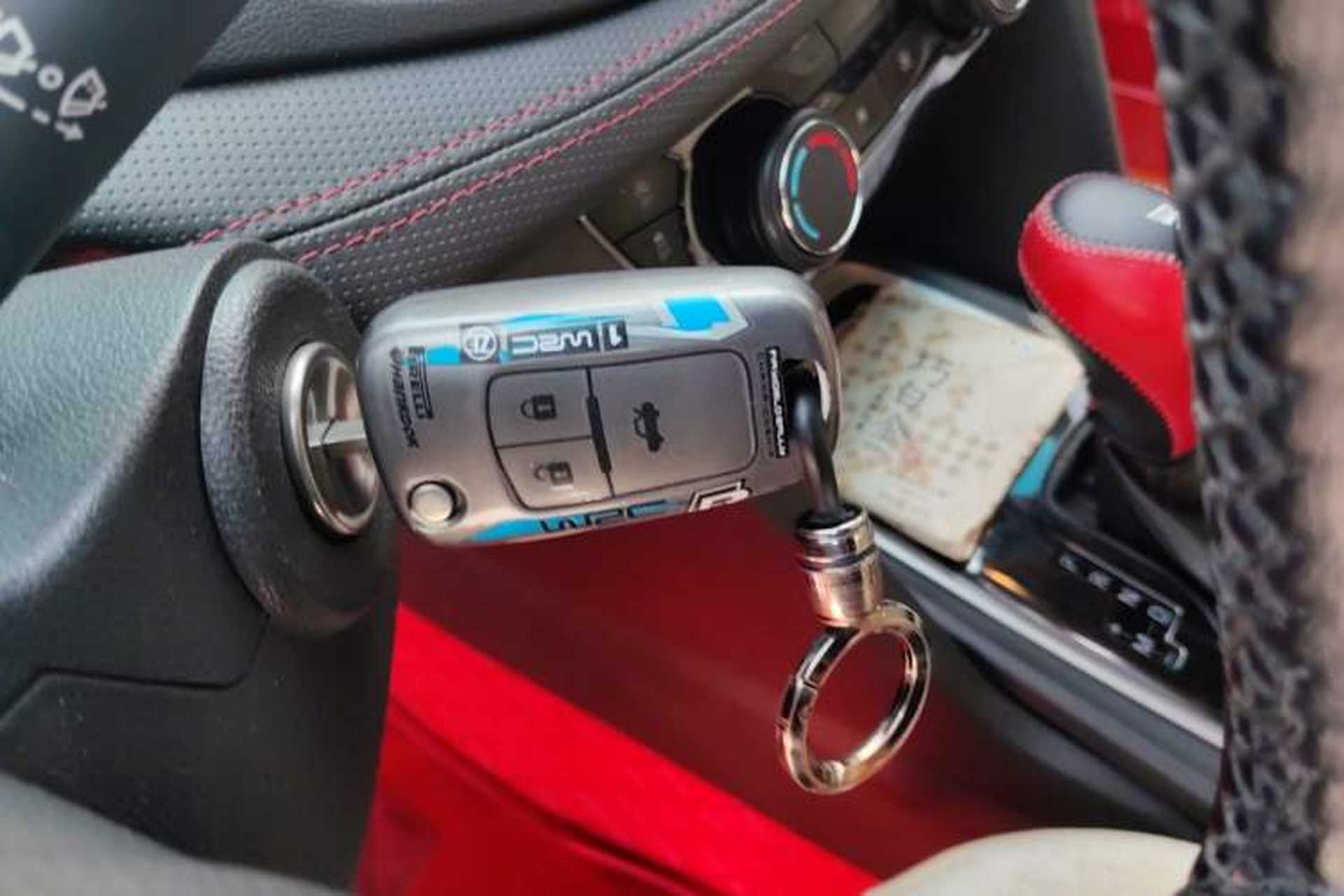 Used Chevrolet Monza 2019 RS 330T Automatic Sporty Edition China VI Standard Vehicle Key