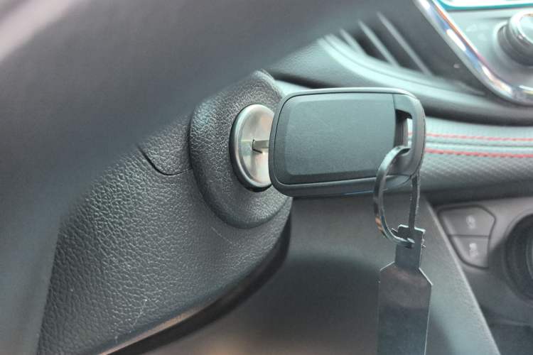 Used Chevrolet Monza 2019 RS 330T Automatic Comfort Edition China VI Standard Vehicle Key