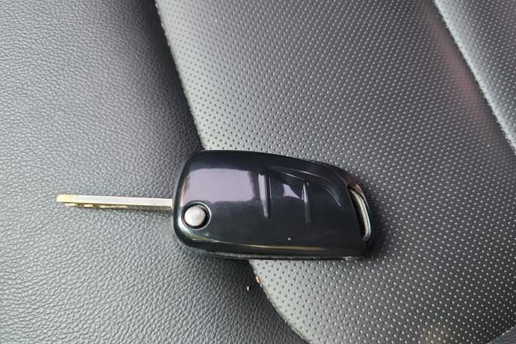 Used Chevrolet Monza 2019 Redline 320T Dual-Clutch Sporty Version China VI Standard Vehicle Key
