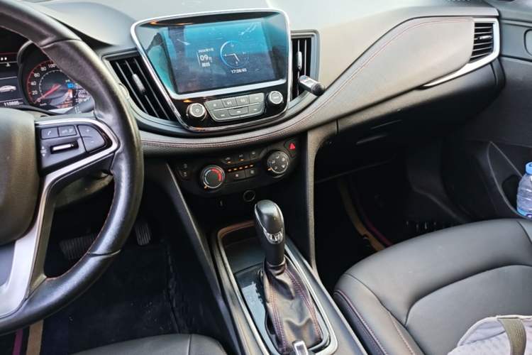Used Chevrolet Monza 2020 Light Hybrid RS 330T Automatic Comfort Edition Audio And AC Panel