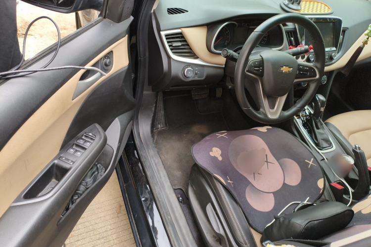 Used Chevrolet Monza 2020 320 Automatic Enjoyment Edition Driver Seat