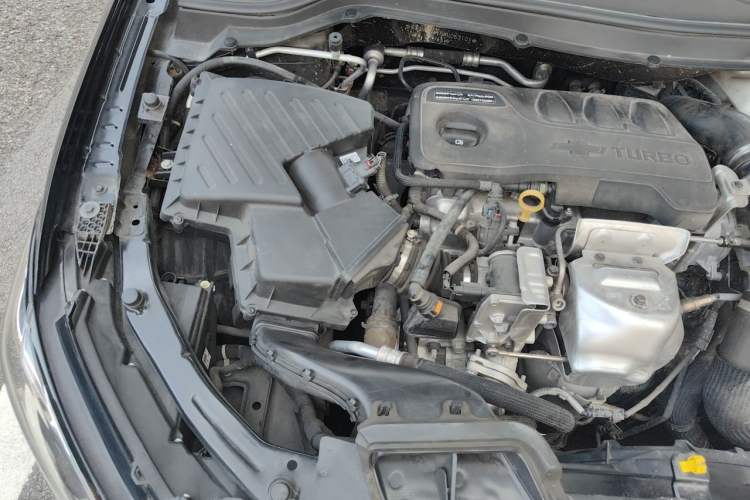Used Chevrolet Monza 2020 Light Hybrid RS 330T Automatic Comfort Edition Engine Bay Right