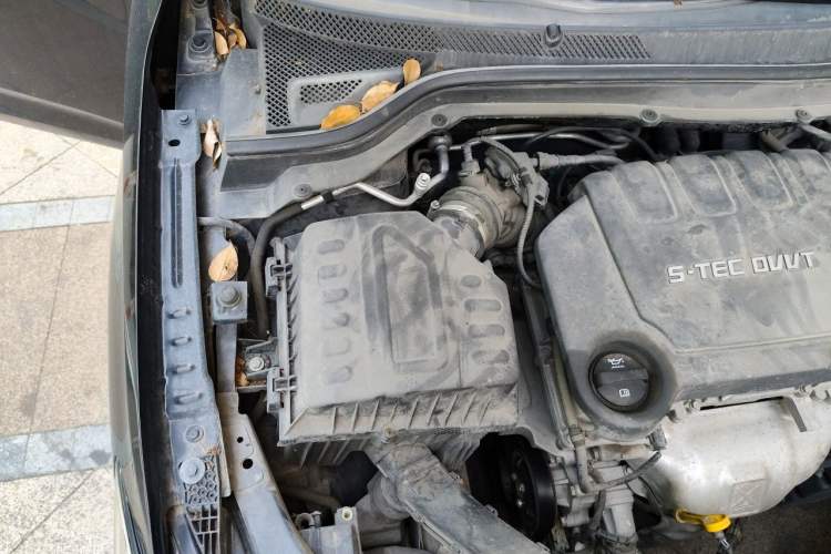 Used Chevrolet Monza 2020 320 Automatic Enjoyment Edition Engine Bay Right