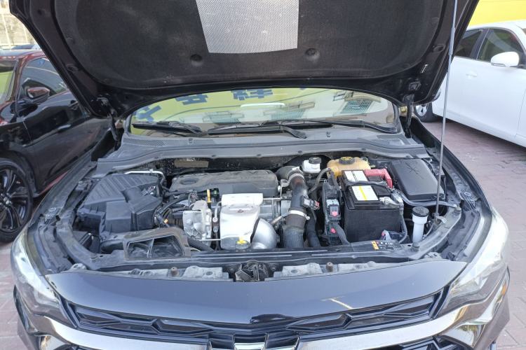Used Chevrolet Monza 2020 Light Hybrid RS 330T Automatic Comfort Edition Engine Bay